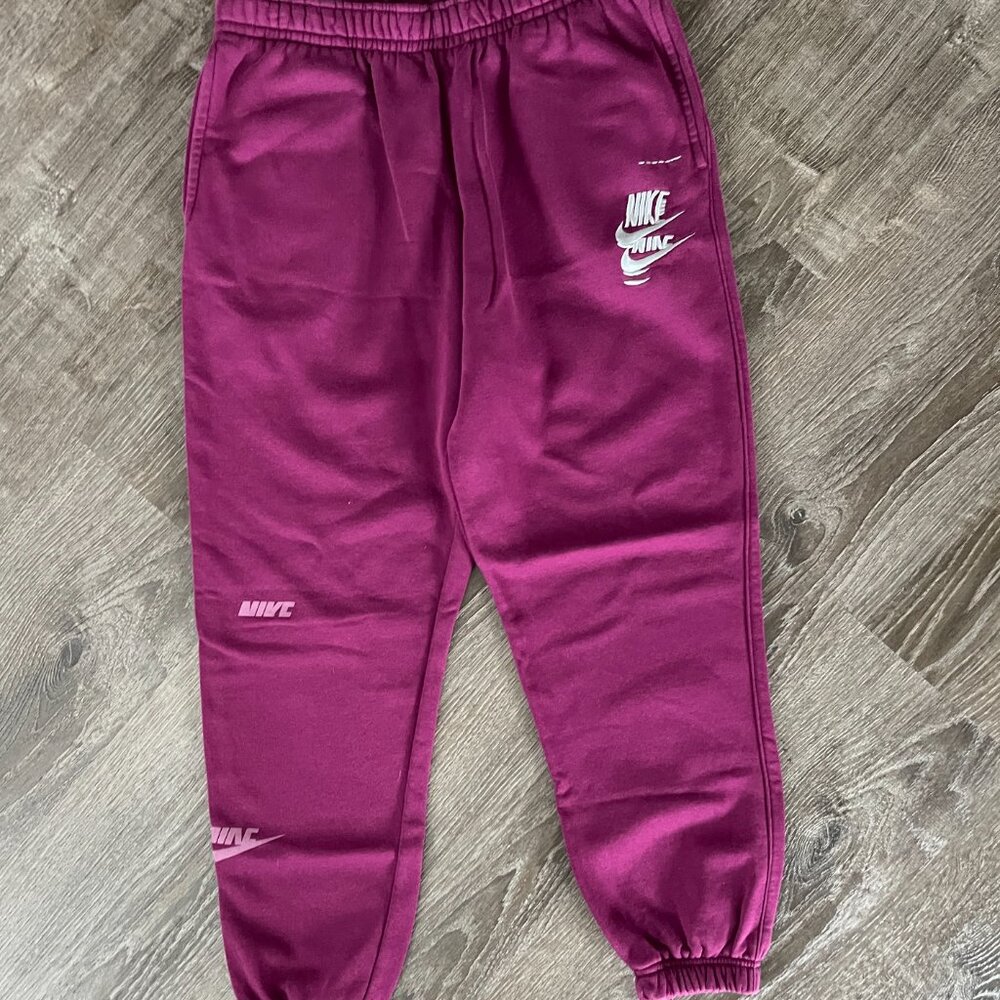 Nike Burgundy Fleece Joggers Embroidered Logo Sweatpants Athletic Athleisure L